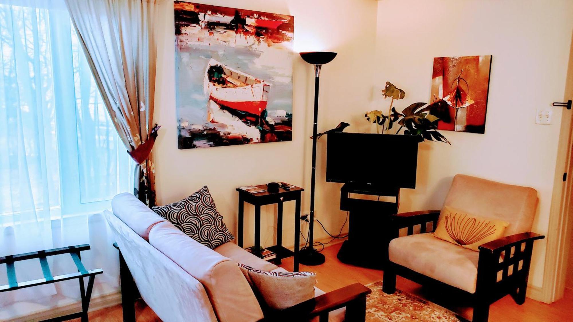 Kokomo Inn Bed And Breakfast Ottawa-Gatineau'S Only Tropical Riverfront B&B On The National Capital Cycling Pathway Route Verte #1 - For Adults Only - Chambre D'Hotes Tropical Aux Berges Des Outaouais Bnb #17542O Εξωτερικό φωτογραφία